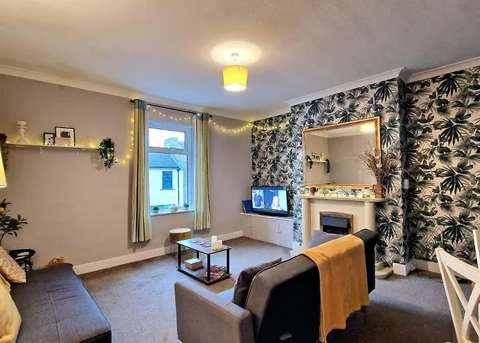 Brodie\'S Hideaway Stylish Seaside Town Apartment