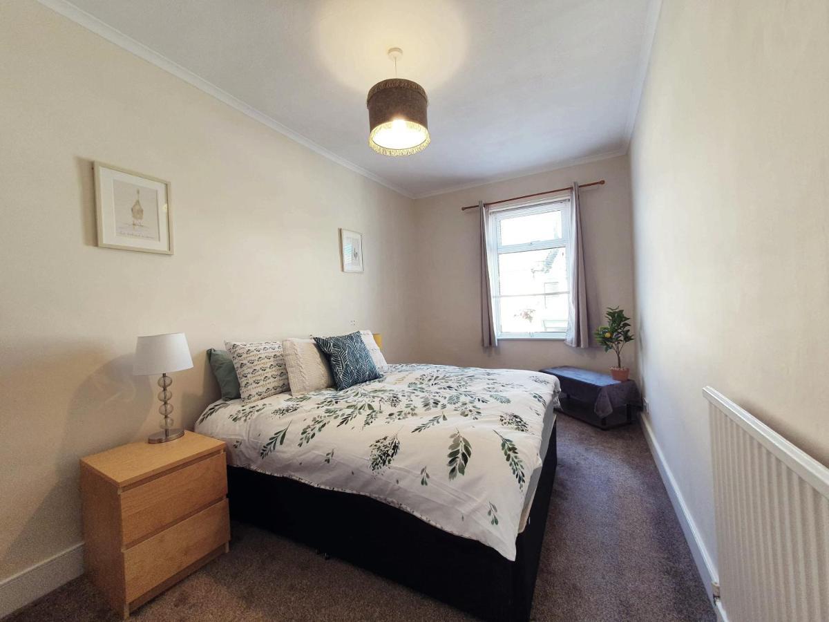 Brodie's Hideaway Stylish Seaside Town * Amble