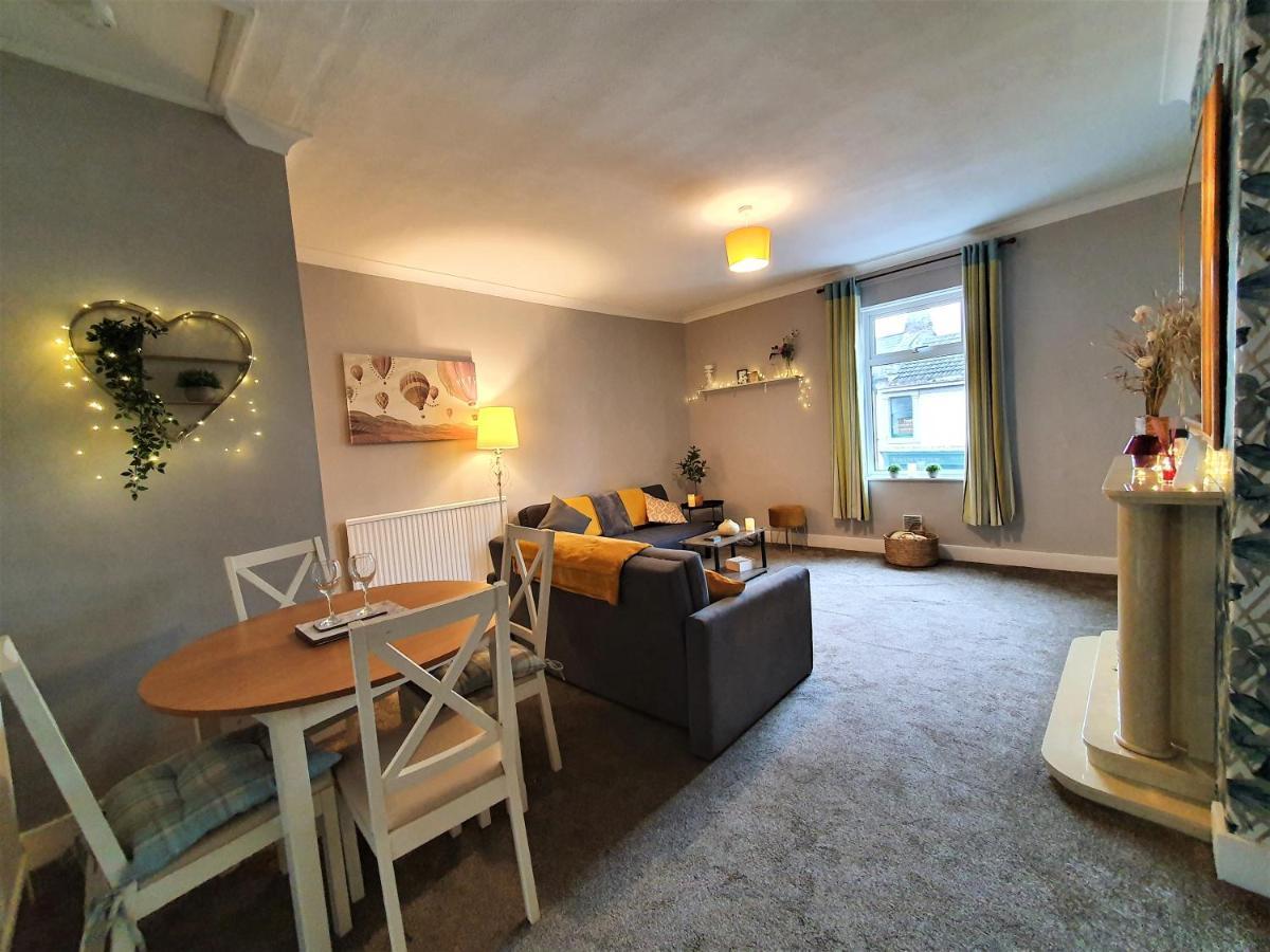 Brodie's Hideaway Stylish Seaside Town * Amble